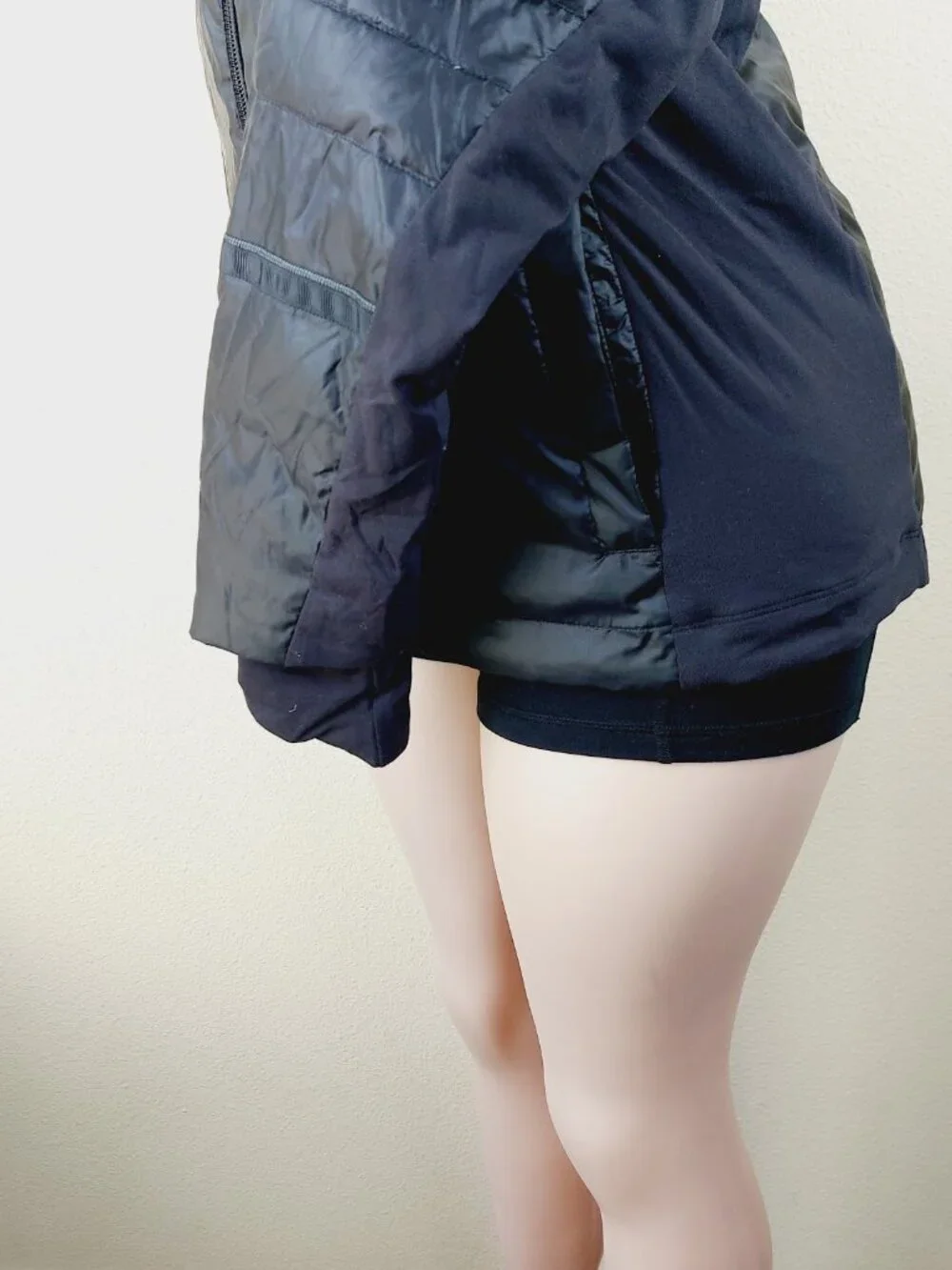 Lululemon Women's Black Down For A Run II Thermal Puffer Jacket Size 10